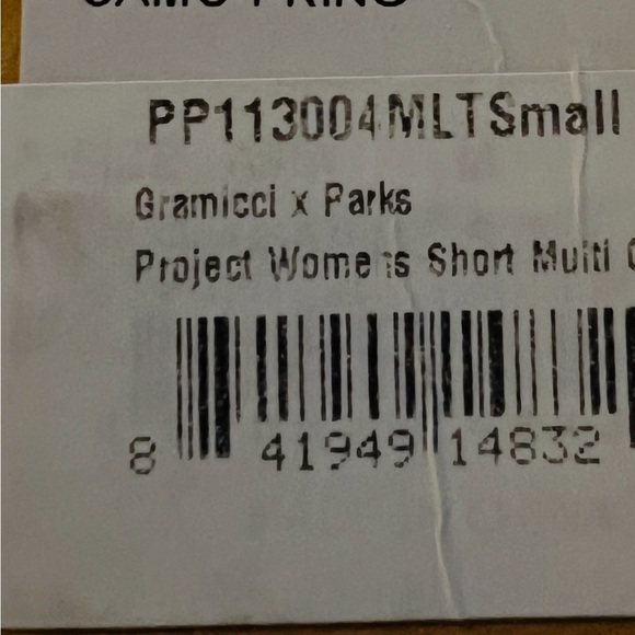 GRAMICCI WOMEN’S MULTI COLOR CAMO SHORTS SIZE SMALL NWT - Picture 10 of 15